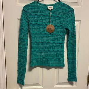 NEW Women’s Ruffle Lace Long Sleeve